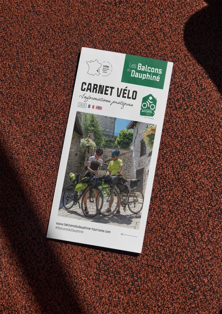 Couverture du carnet Accueil Vélo 2026 aux Balcons du Dauphiné (Isère)
