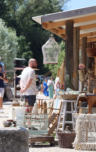 Chiner et plus encore au Village des Brocanteurs