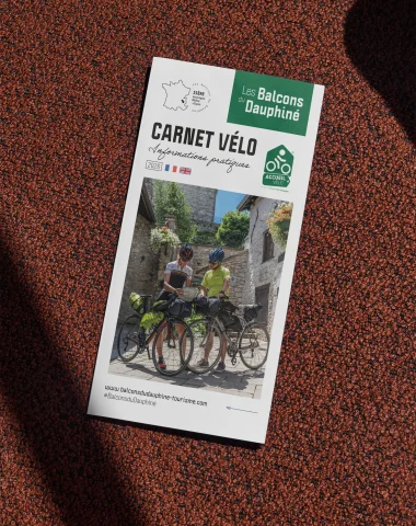 Couverture du carnet Accueil Vélo 2026 aux Balcons du Dauphiné (Isère)